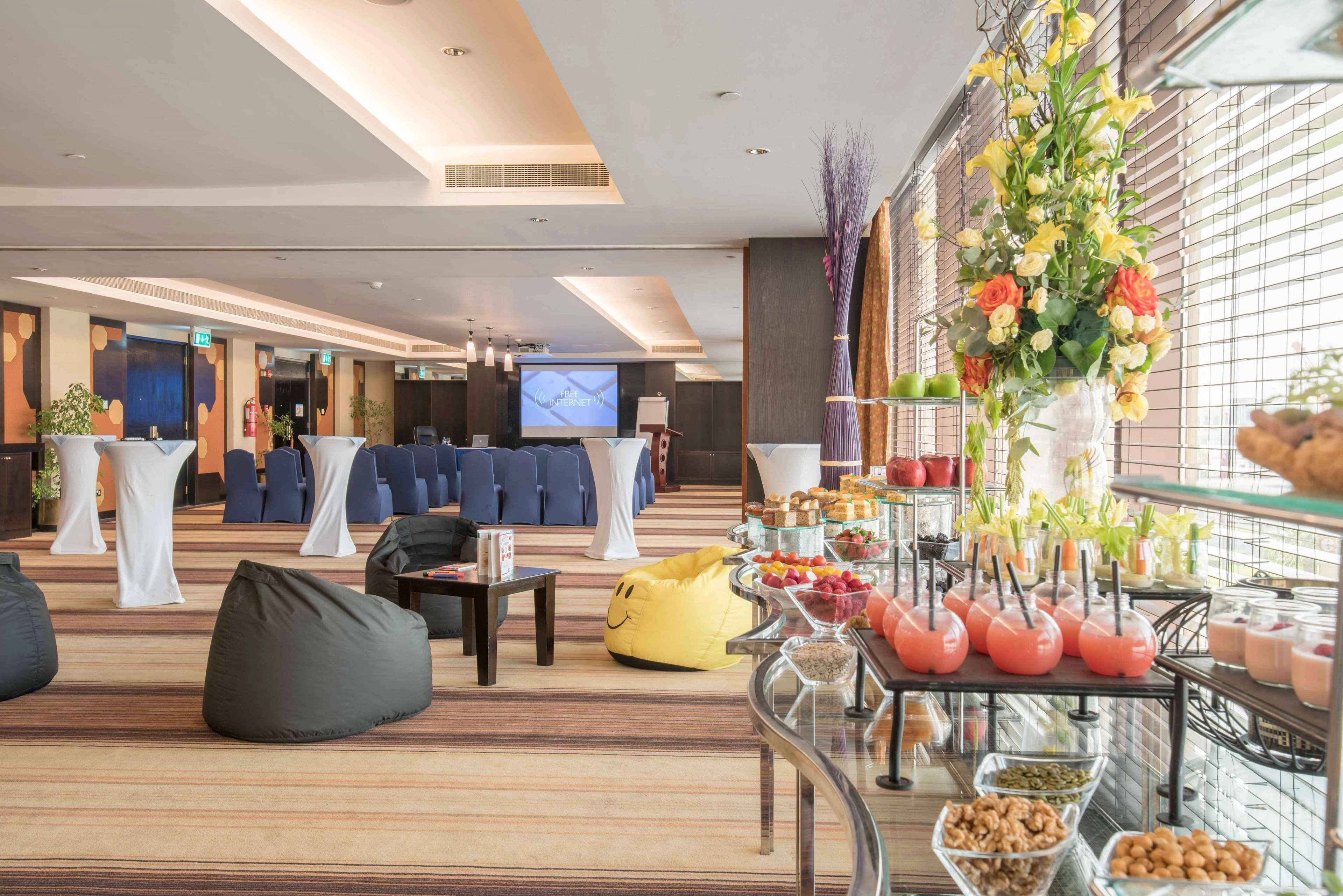 Radisson Blu Hotel, Doha Extérieur photo